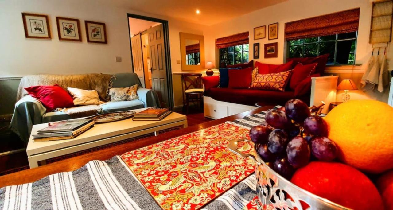Вилла Charming Victorian Coach House Jordanstown Экстерьер фото